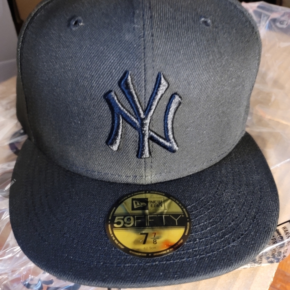 Yankees Fitted Hat 7 7/8